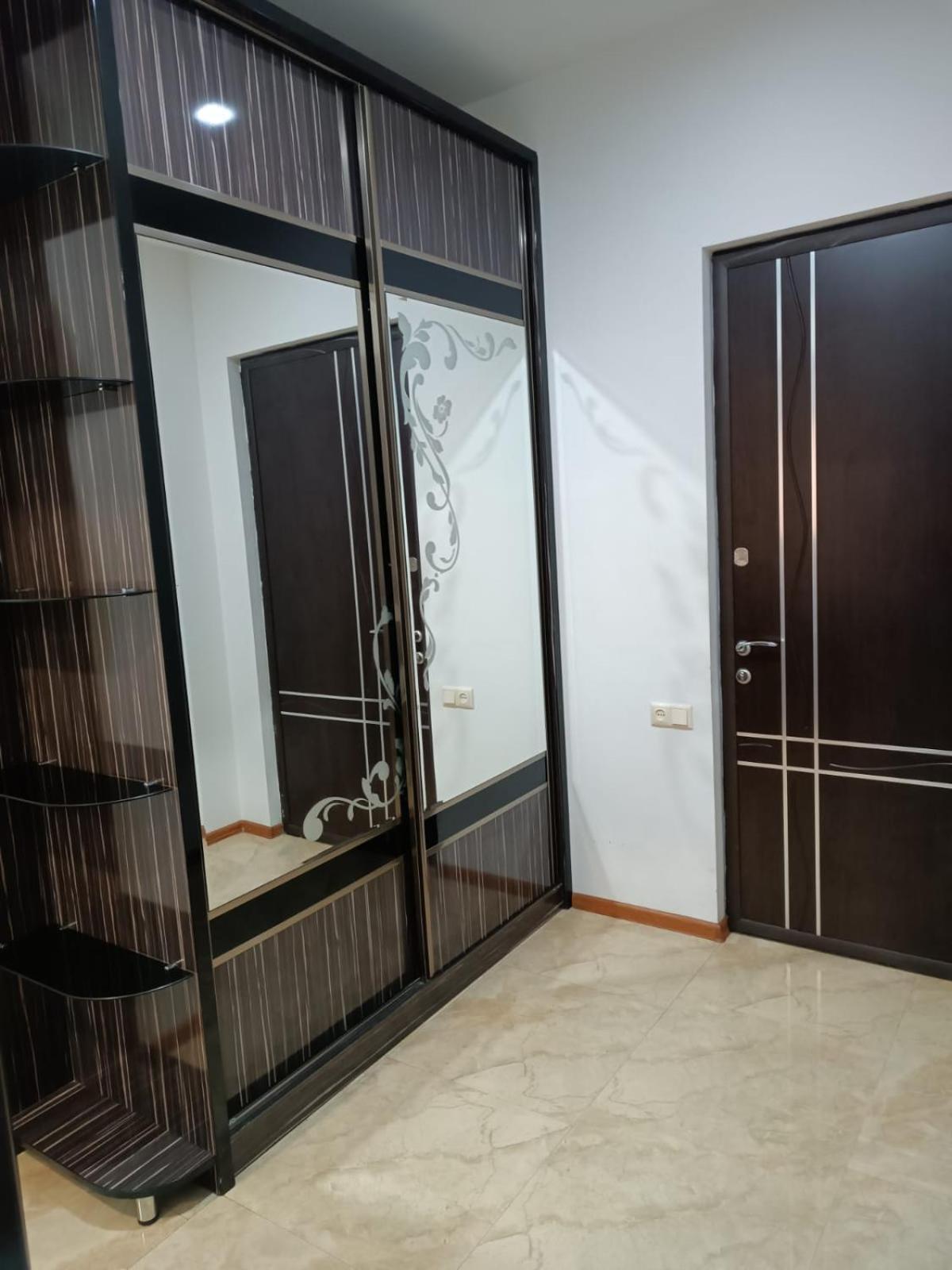 Rent Inn Yerevan On Buzand Street ภายนอก รูปภาพ
